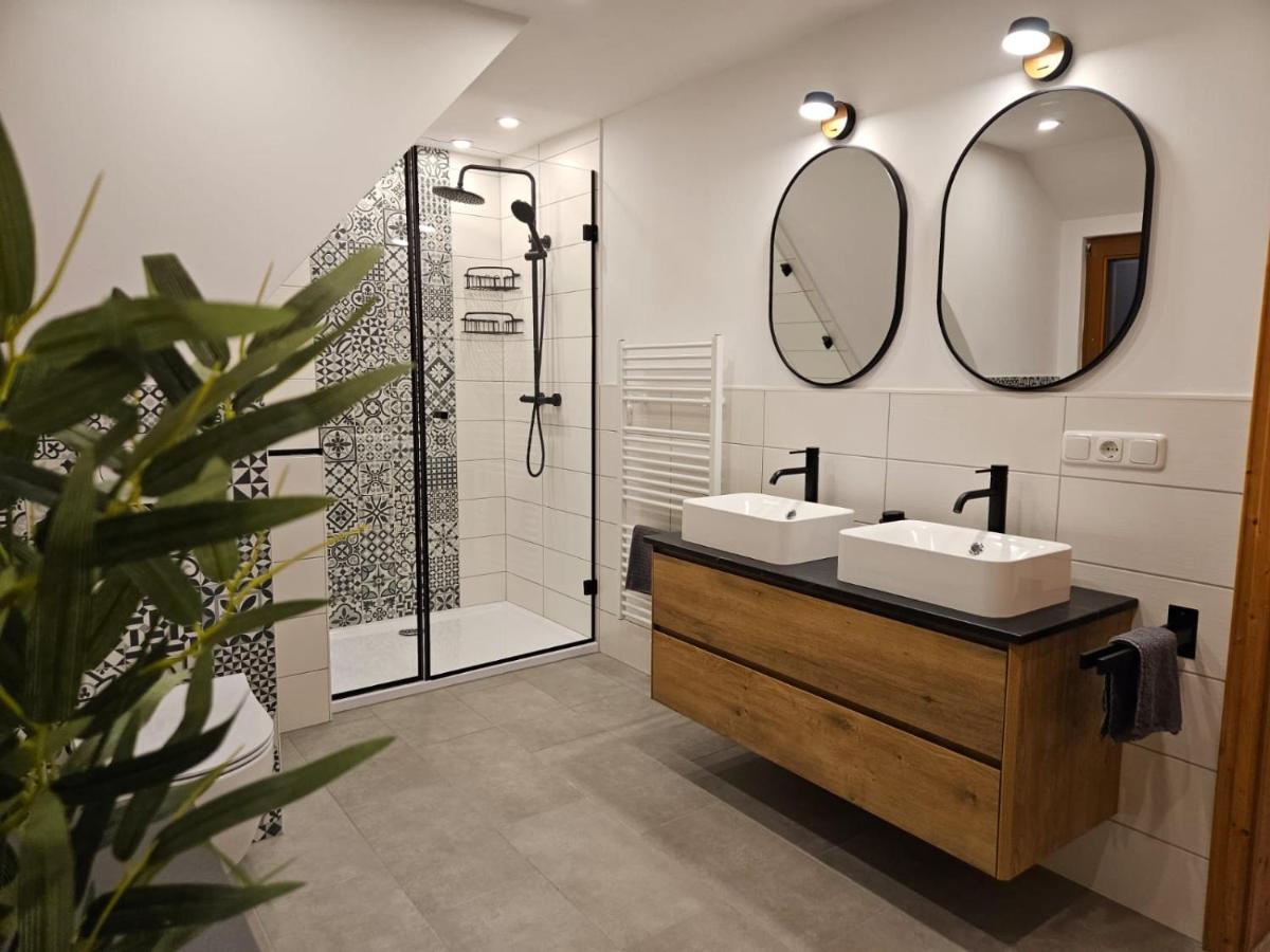 Fewo Am See, Ferienhaus, 7 Schlafzimmer, Waschmaschine, Businesswohnung Salzgitter Exterior foto